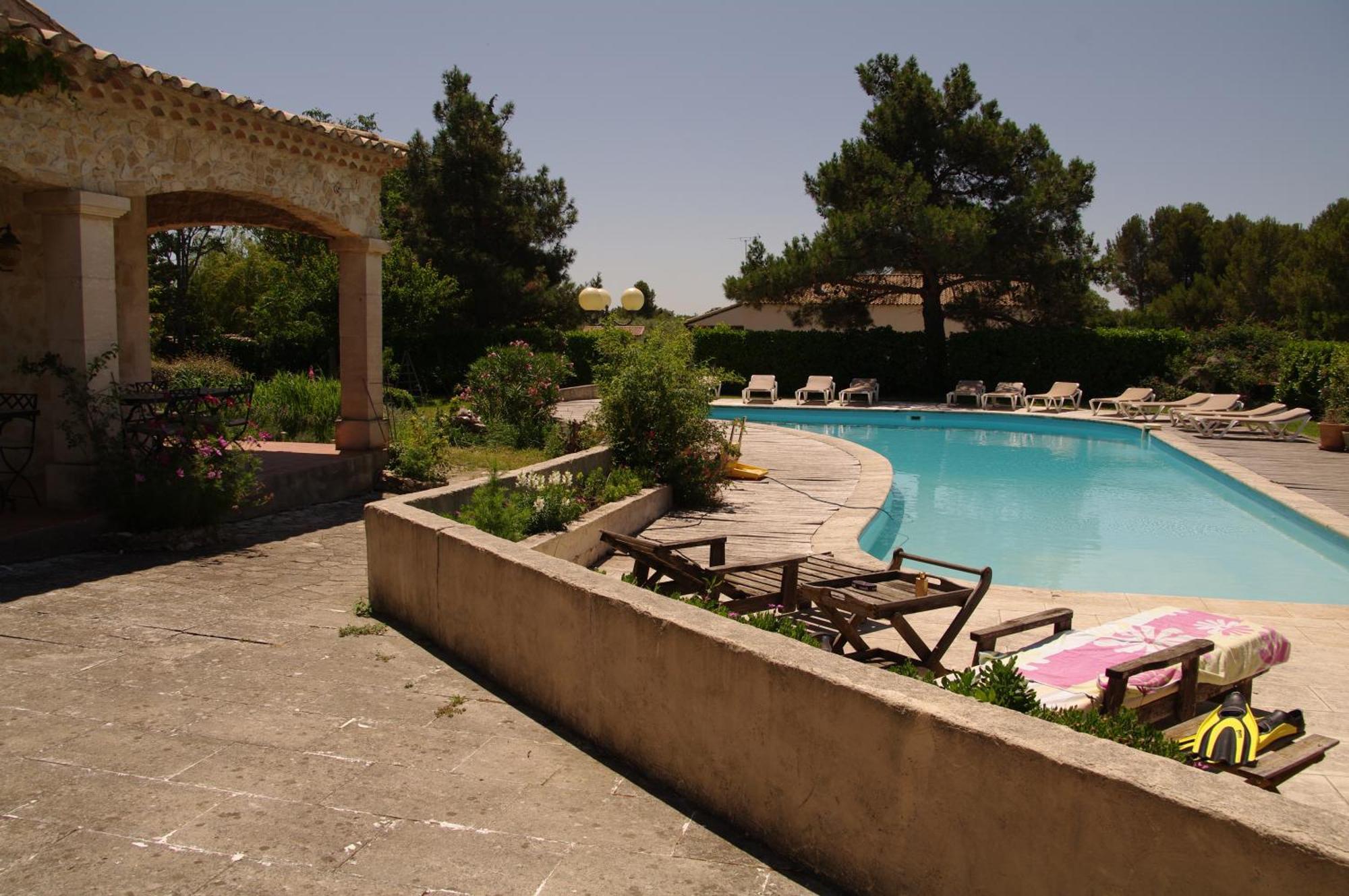 Residence Le Saint Victor Fontvieille Eksteriør billede