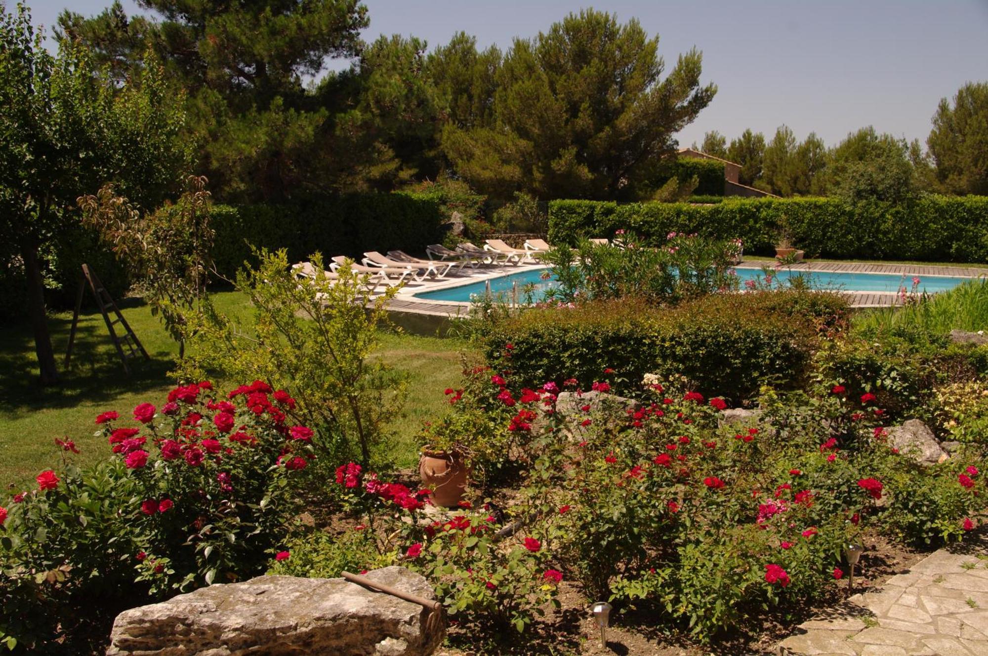 Residence Le Saint Victor Fontvieille Eksteriør billede