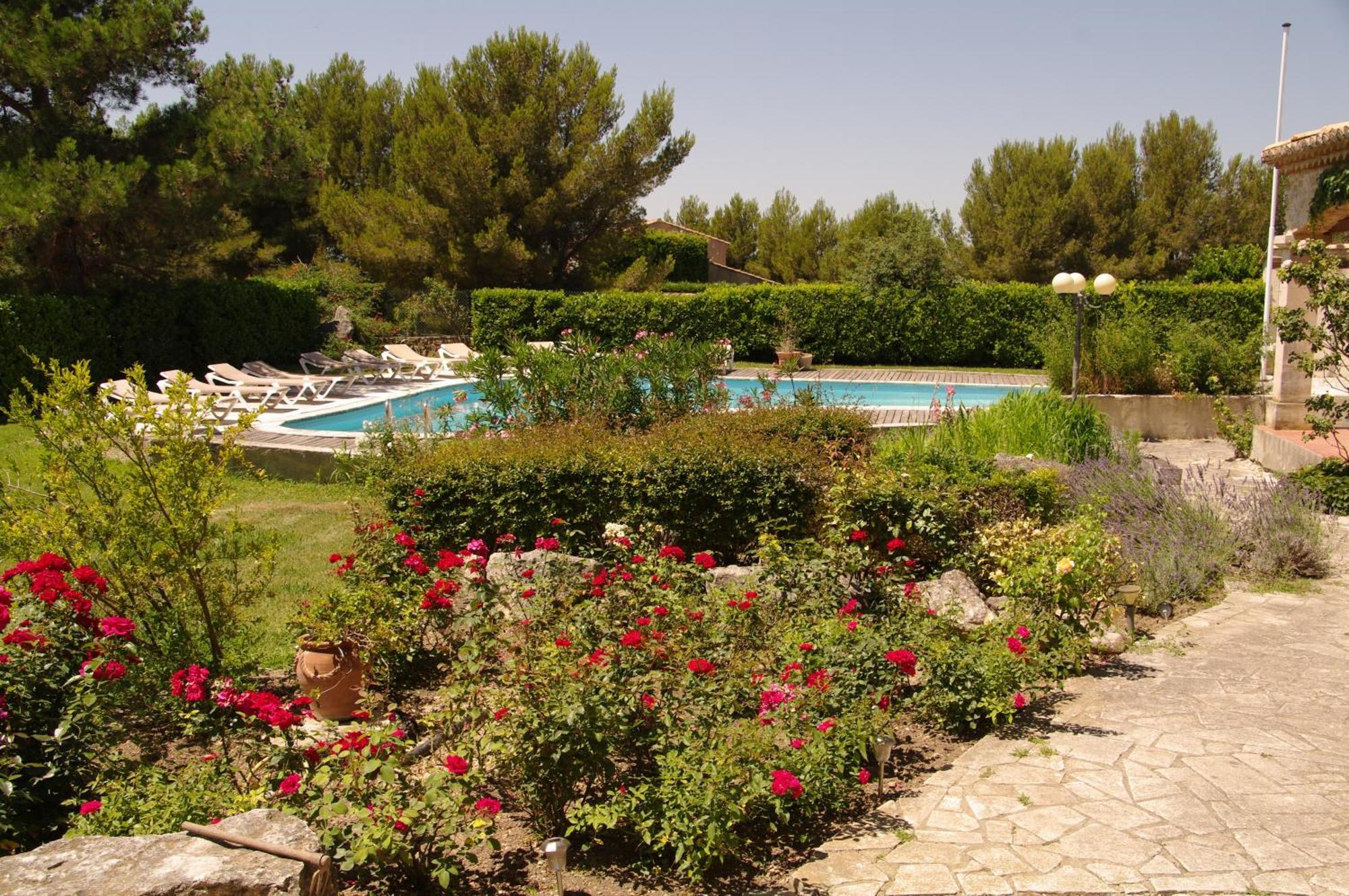 Residence Le Saint Victor Fontvieille Eksteriør billede