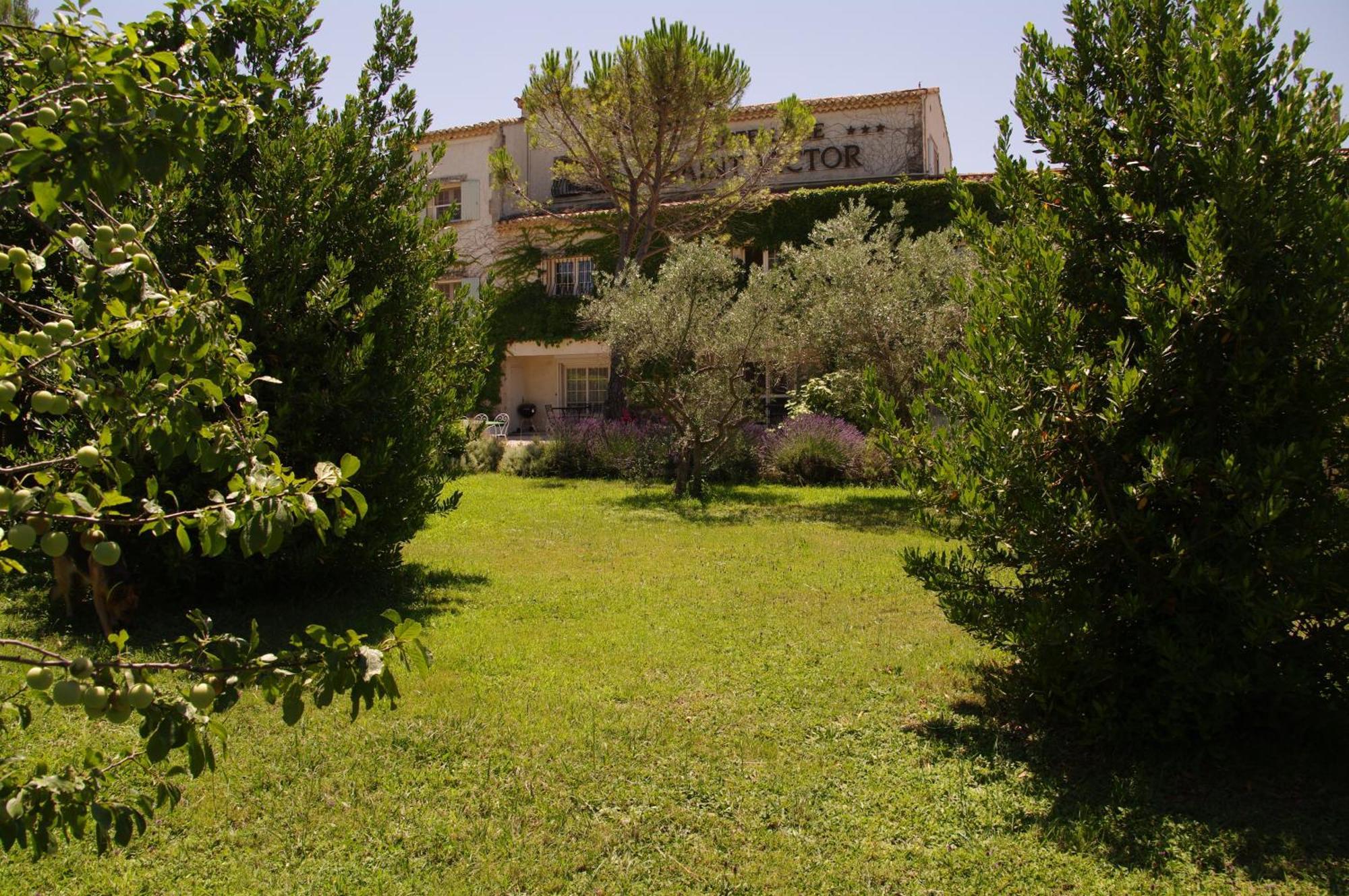 Residence Le Saint Victor Fontvieille Eksteriør billede