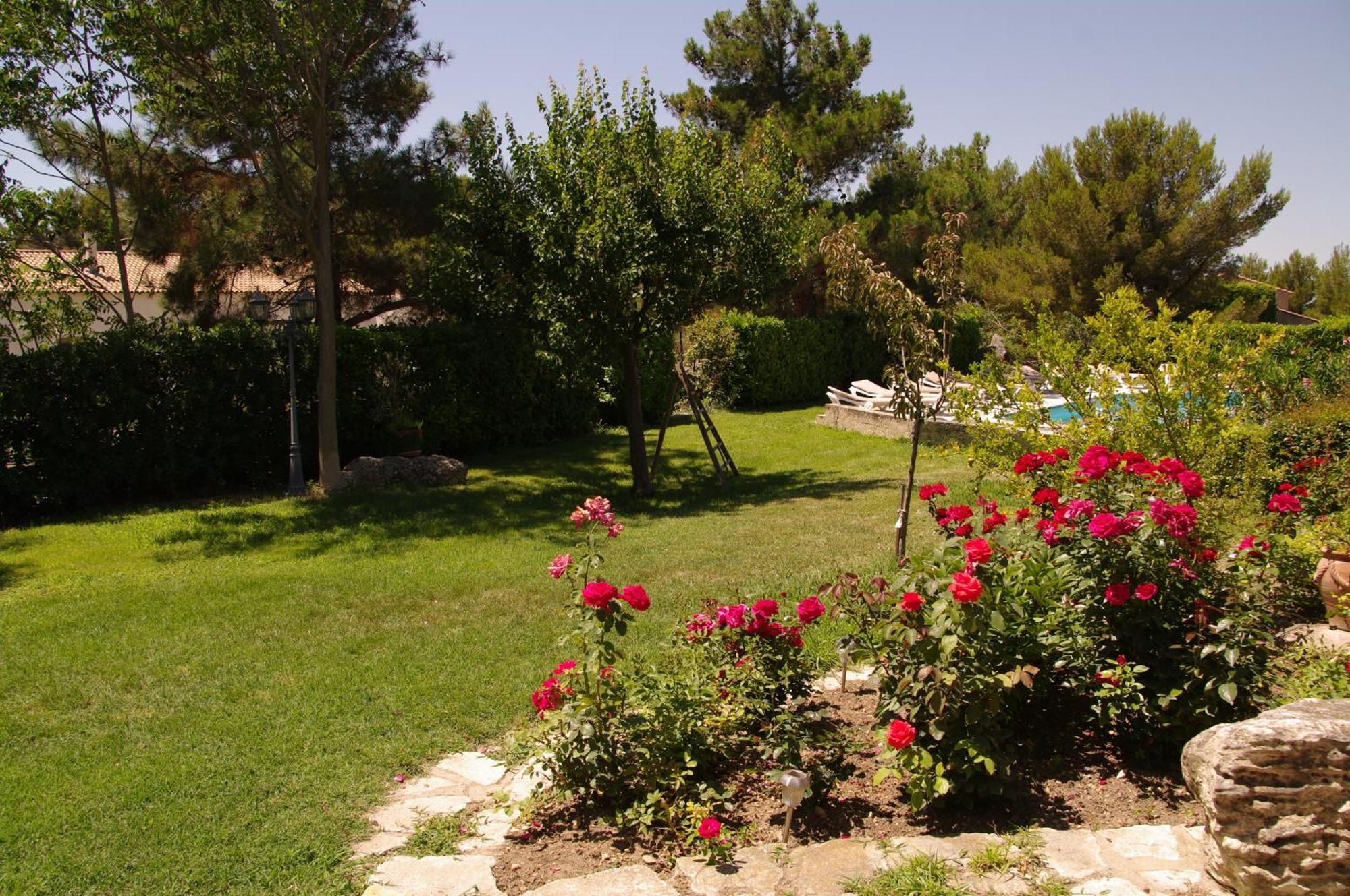 Residence Le Saint Victor Fontvieille Eksteriør billede