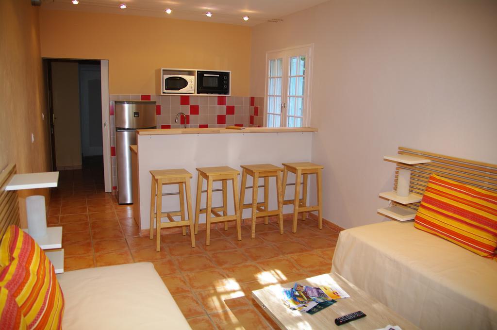 Residence Le Saint Victor Fontvieille Eksteriør billede